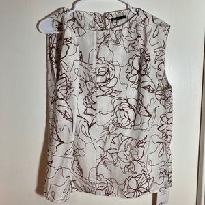 NWT Motf floral top large‎